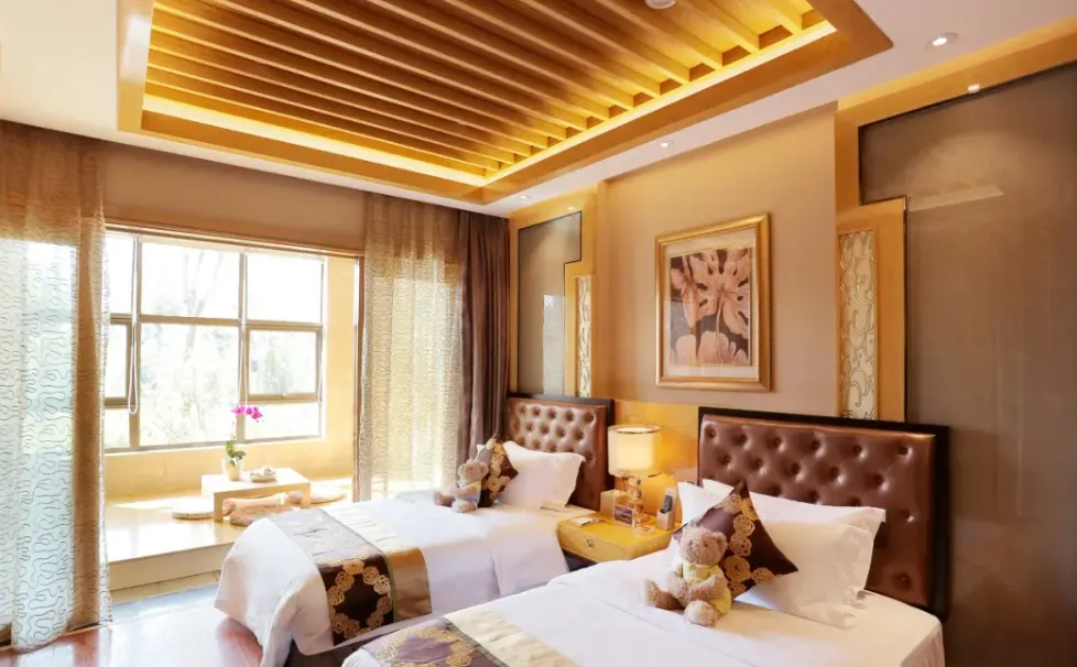 15701e643c7c11975690e5b17630e6e6-sz_924532