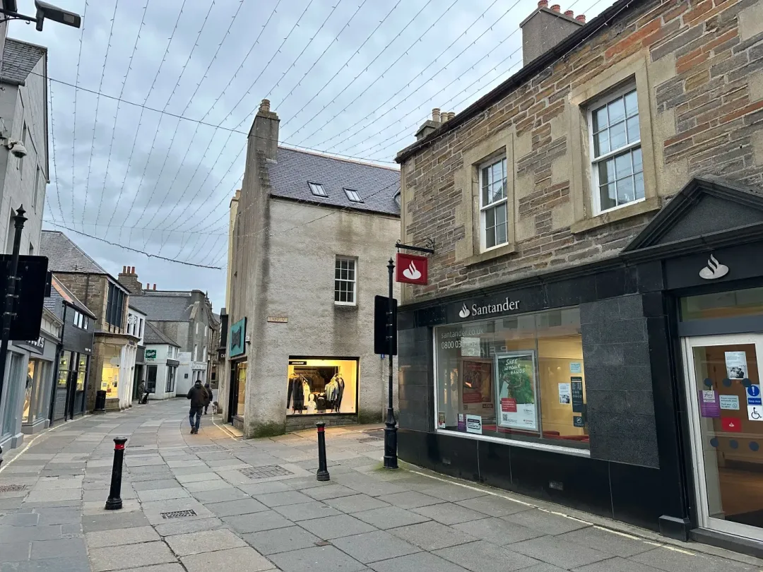 15b624bd7bad3aa0f09b43dab3c2a7d7-sz_570051