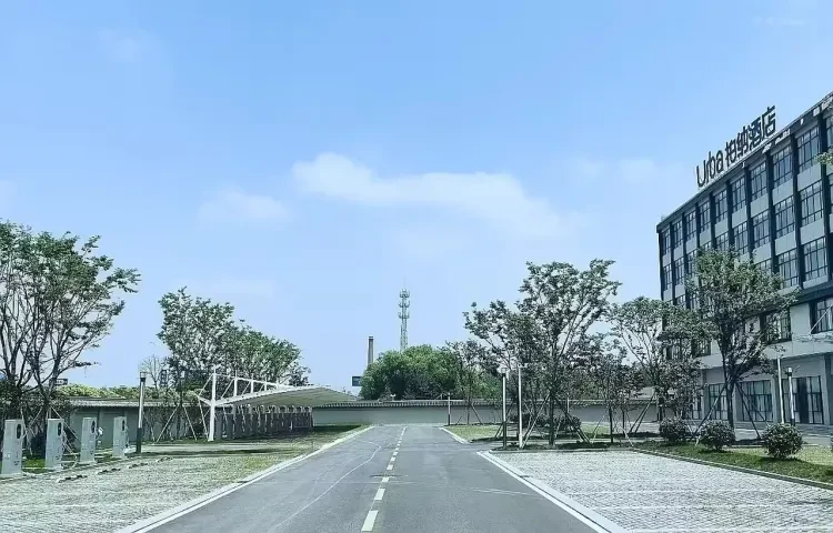 174c2f37b32aecbe724433687cca4654-sz_351931