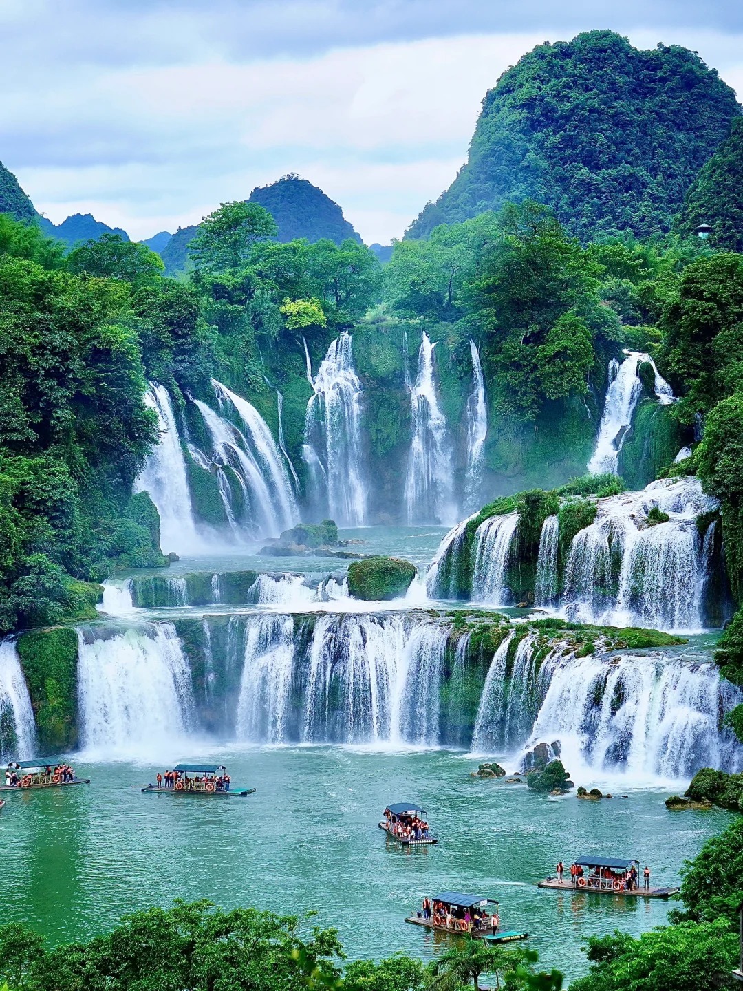 1758265691685_32yKdnjB