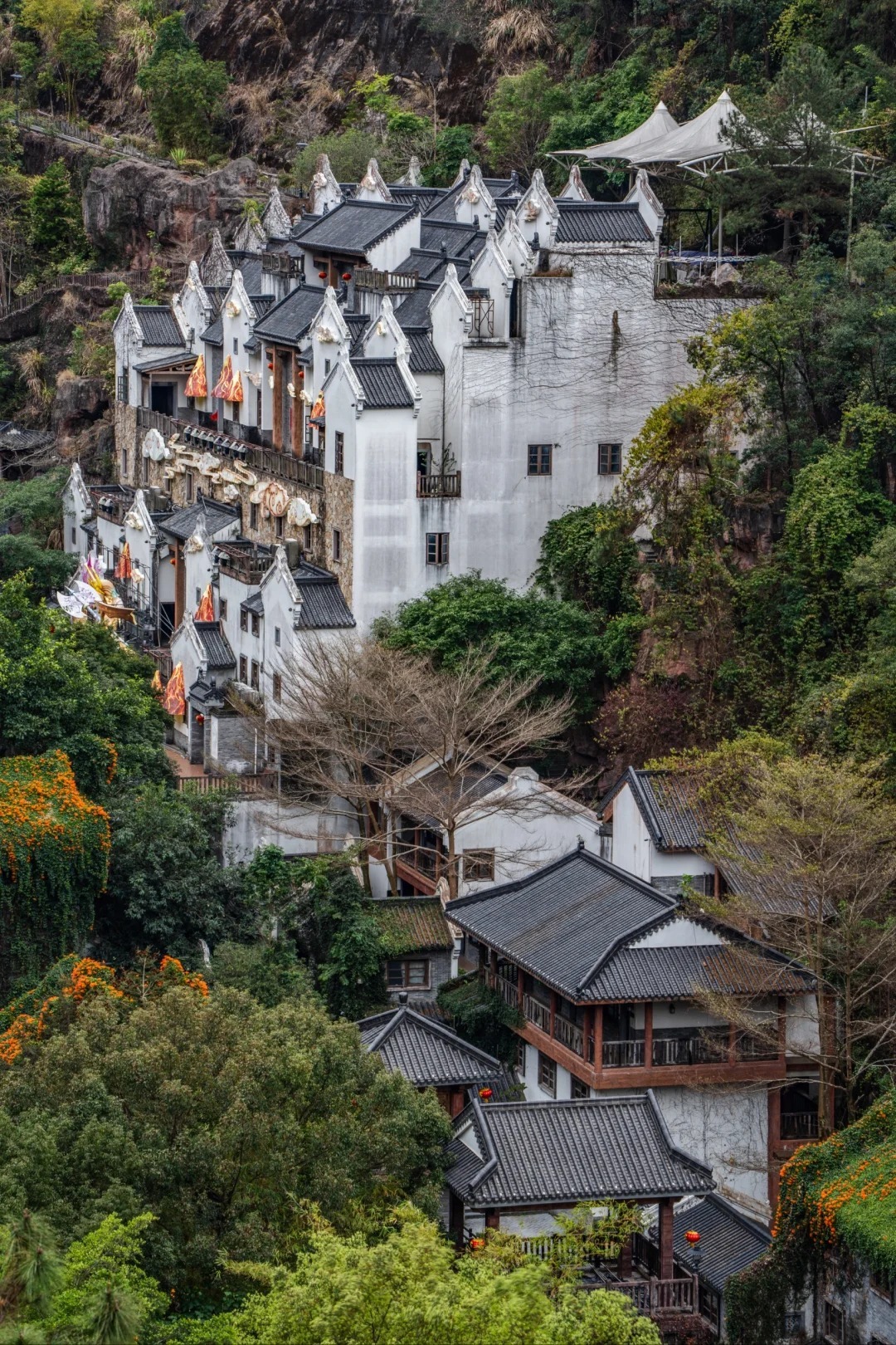 1764577735319_41bWnNYh 1764577735319_41bWnNYh