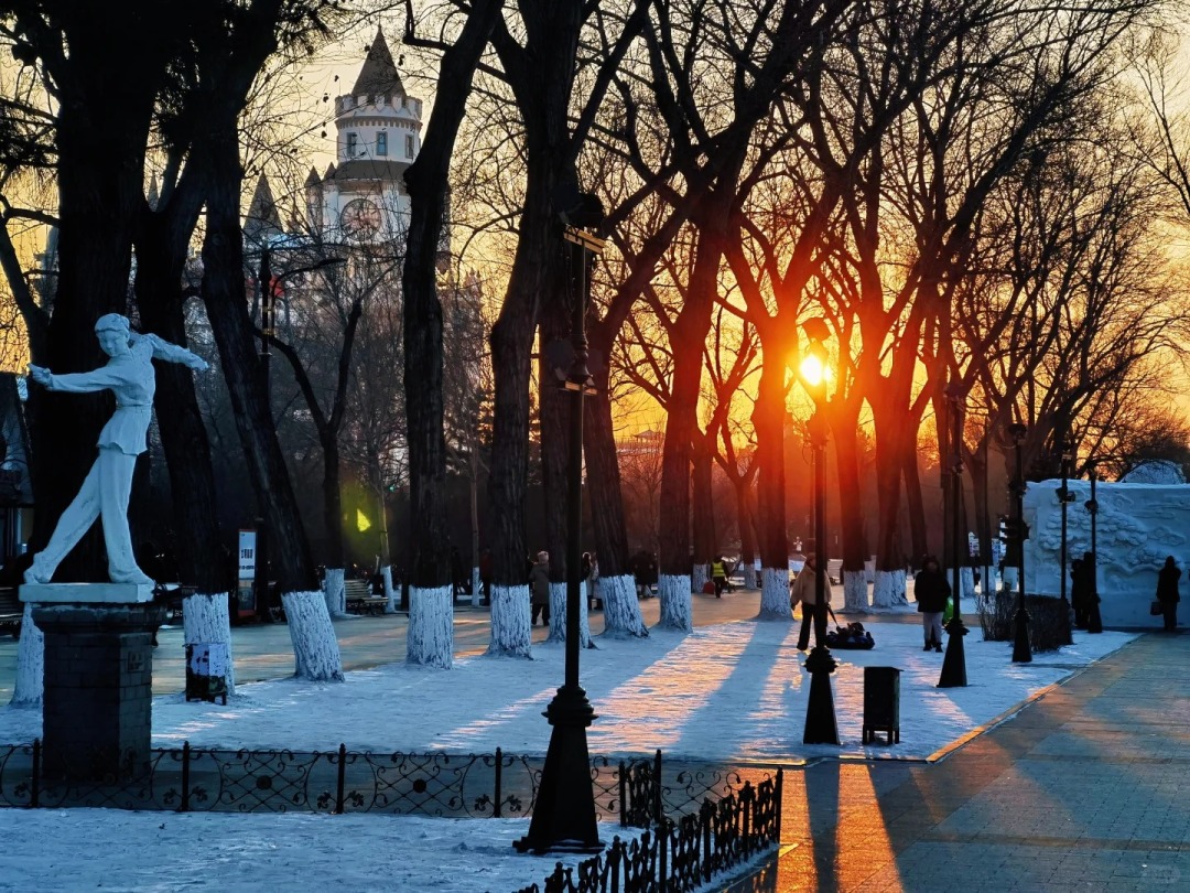 1764920399637_32BrXWmw 1764920399637_32BrXWmw