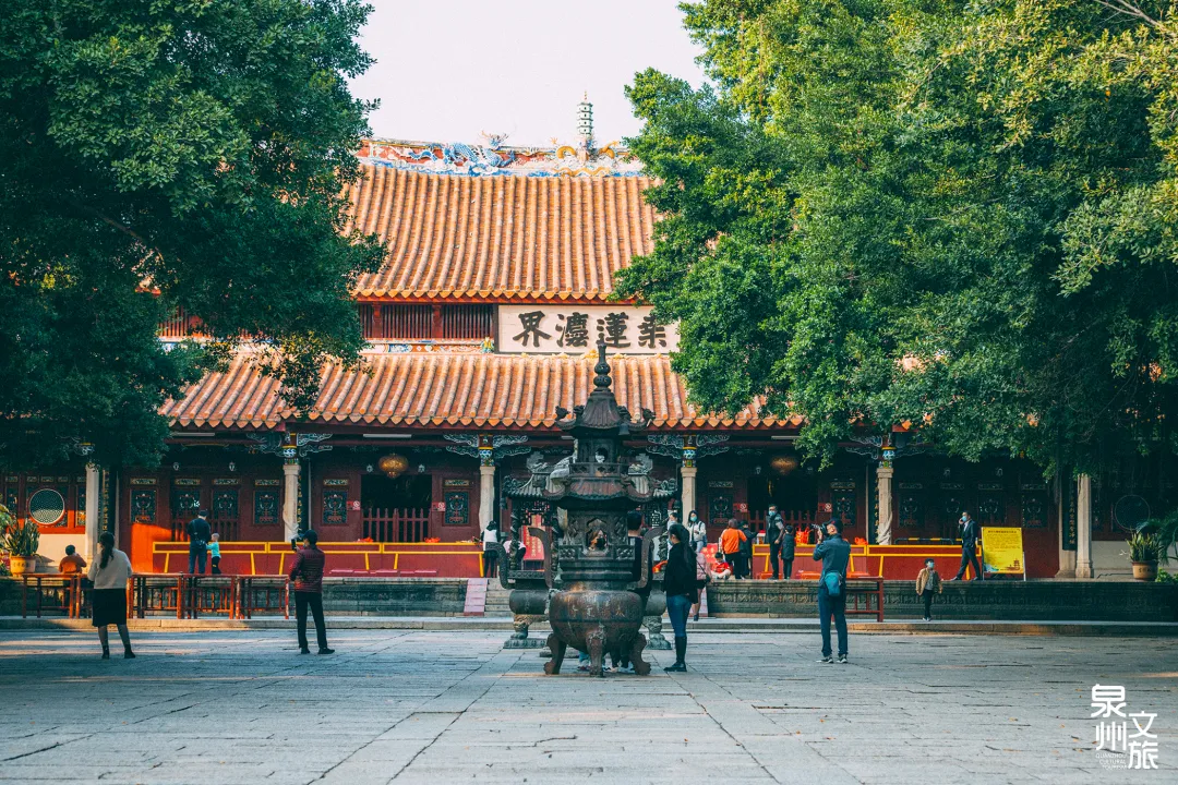 180ae245a96a1555f819f3f1d80135ca-sz_1899529-1