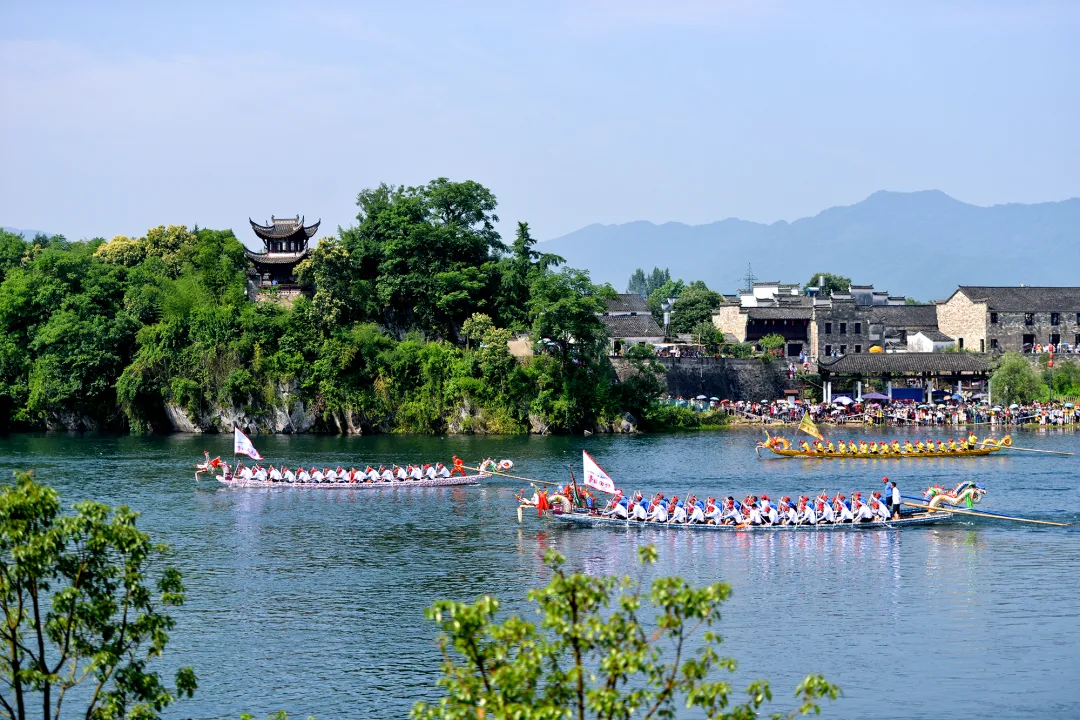烟花爆竹.年夜饭【泾县民俗村五日】免费棋牌K歌，跟车游览泾县小三峡半岛渔村，桃花潭，码头老街等美景，四早餐+七正特色餐