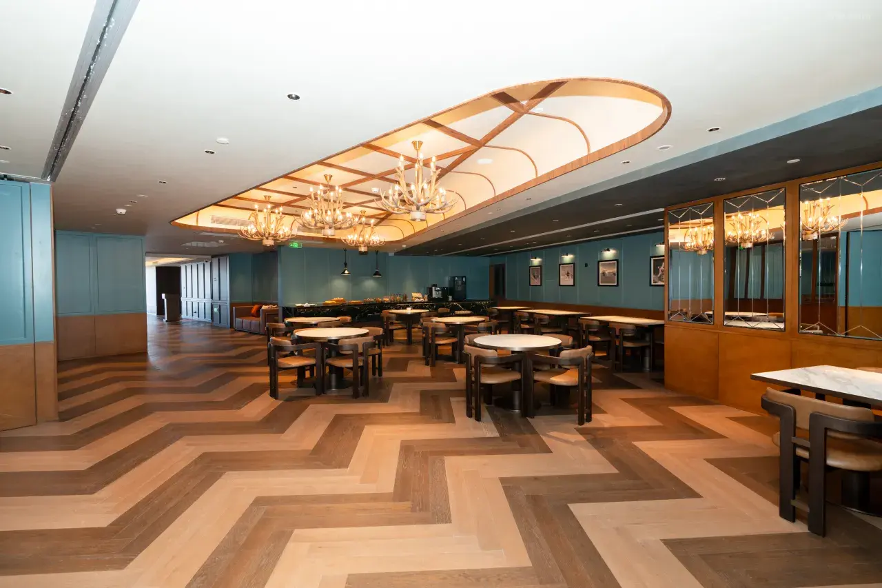 1mc0o12000iqcgjx6703B_W_1280_853_R5 1mc0o12000iqcgjx6703B_W_1280_853_R5