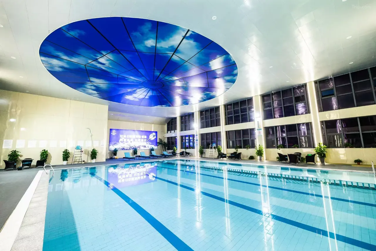 1mc1y12000ny0o51c0575_W_1280_853_R5