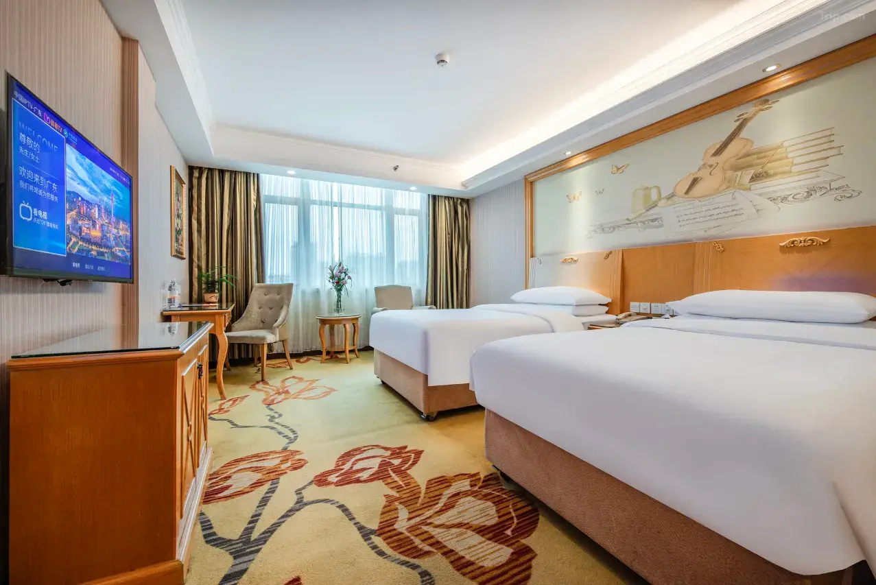 1mc3712000lks4ukiBA0D_W_1280_853_R5