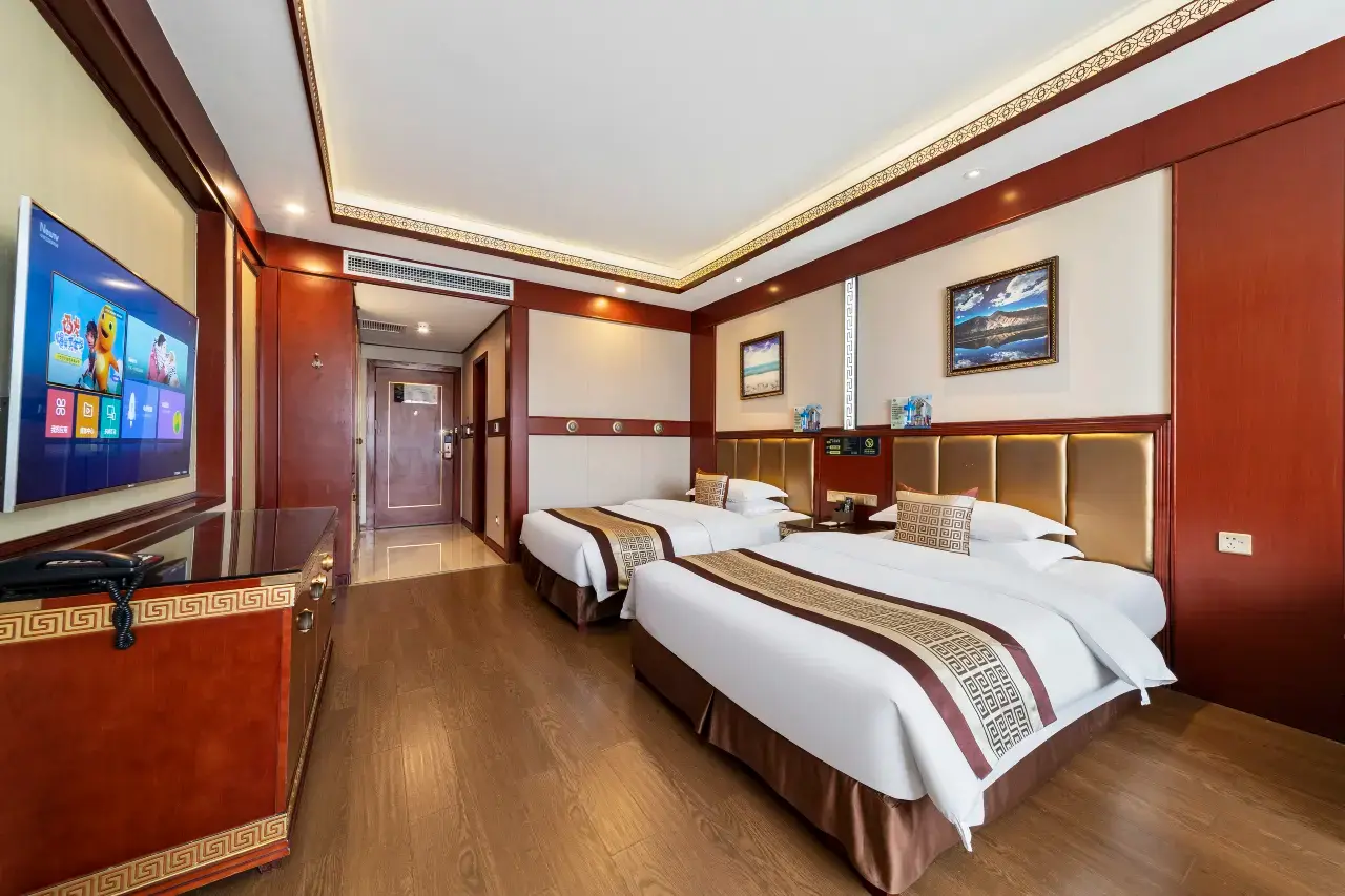 1mc3f12000bro166x80B4_W_1280_853_R5 1mc3f12000bro166x80B4_W_1280_853_R5