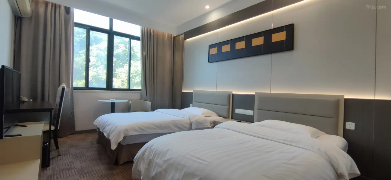 1mc3u12000e217bi2C8F7_W_1280_853_R5 1mc3u12000e217bi2C8F7_W_1280_853_R5