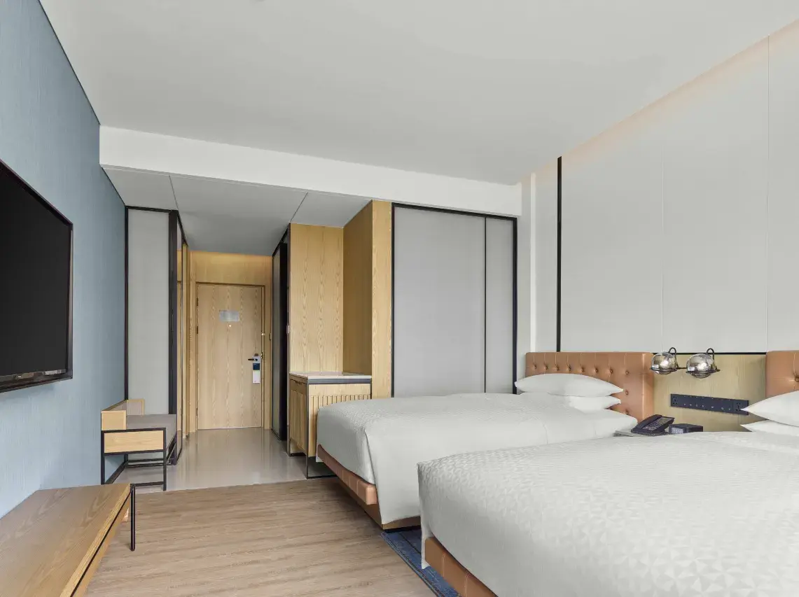 1mc4e12000gm2lcqm9341_W_1280_853_R5