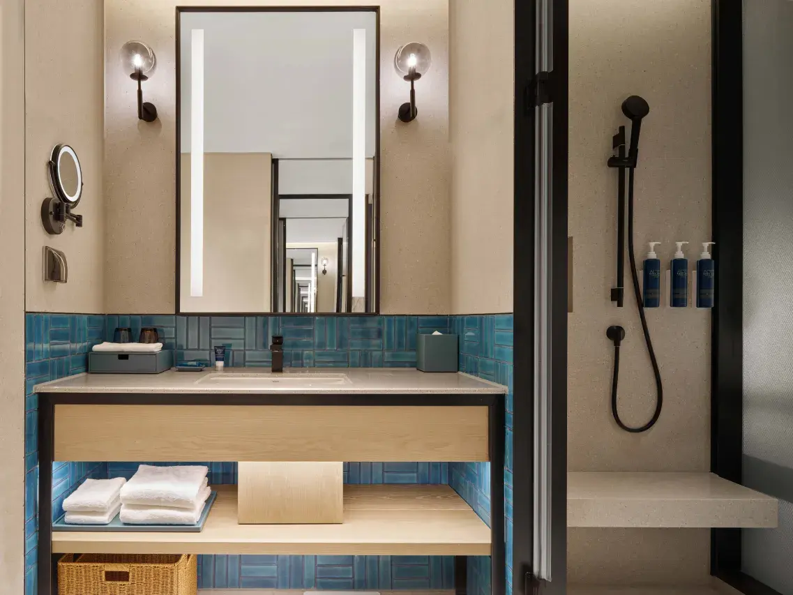 1mc4o12000gm2m8na411C_W_1280_853_R5