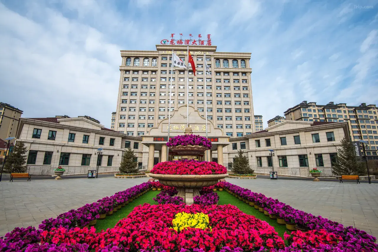 1mc4w12000d9ymzev4056_W_1280_853_R5