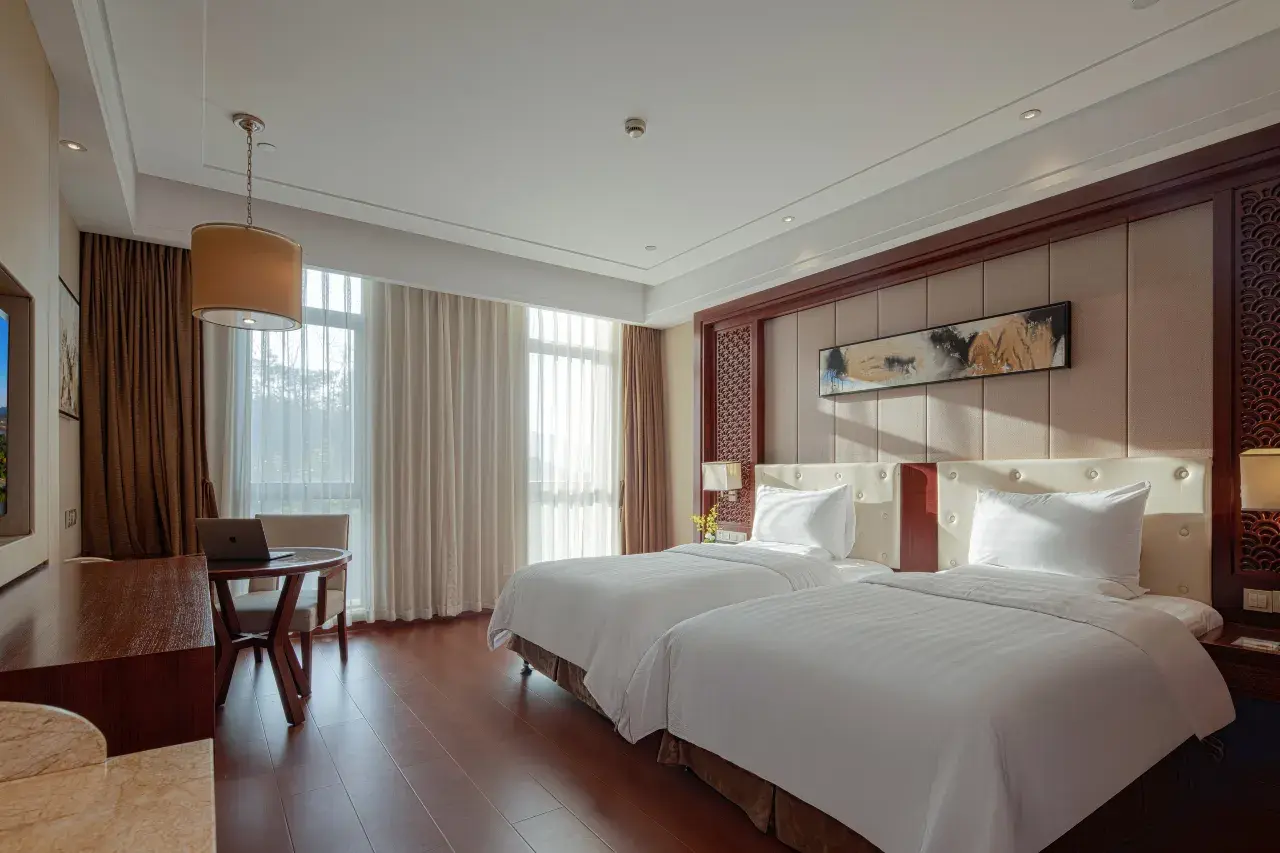 1mc4x12000hi4h04695FD_W_1280_853_R5