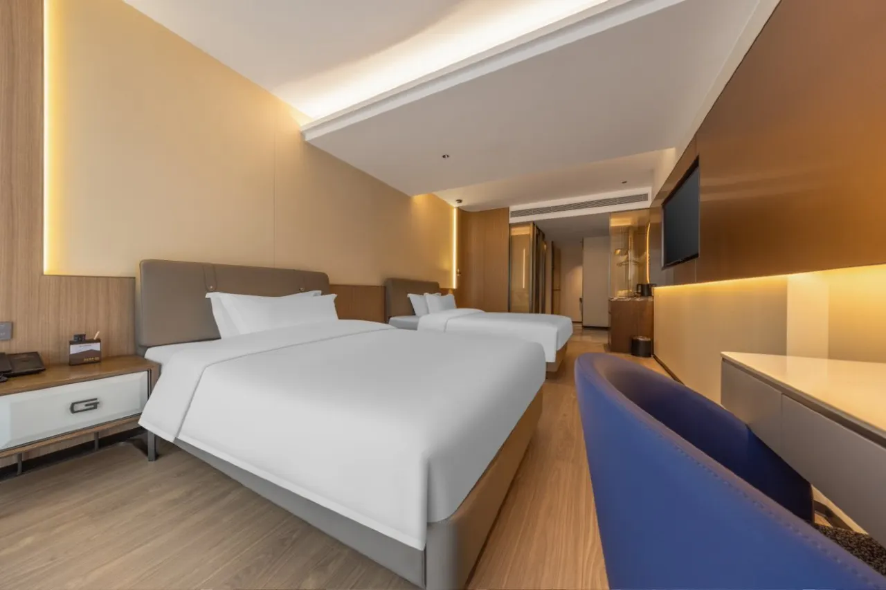 1mc5b12000khfcn485AFE_W_1280_853_R5