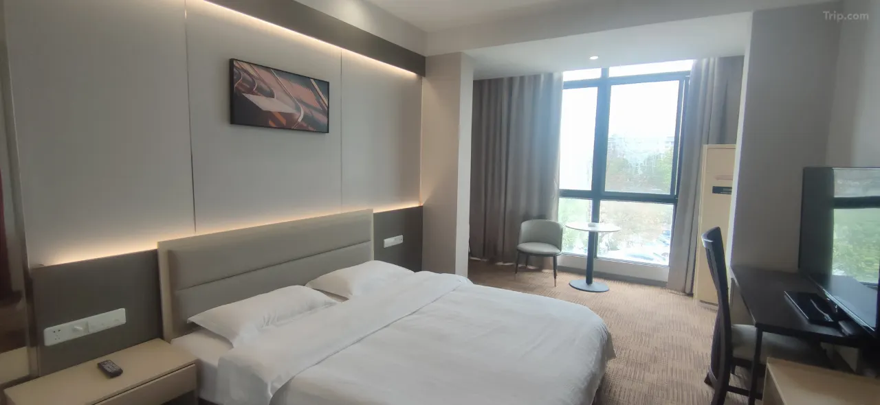 1mc5u12000e218ivoC263_W_1280_853_R5 1mc5u12000e218ivoC263_W_1280_853_R5