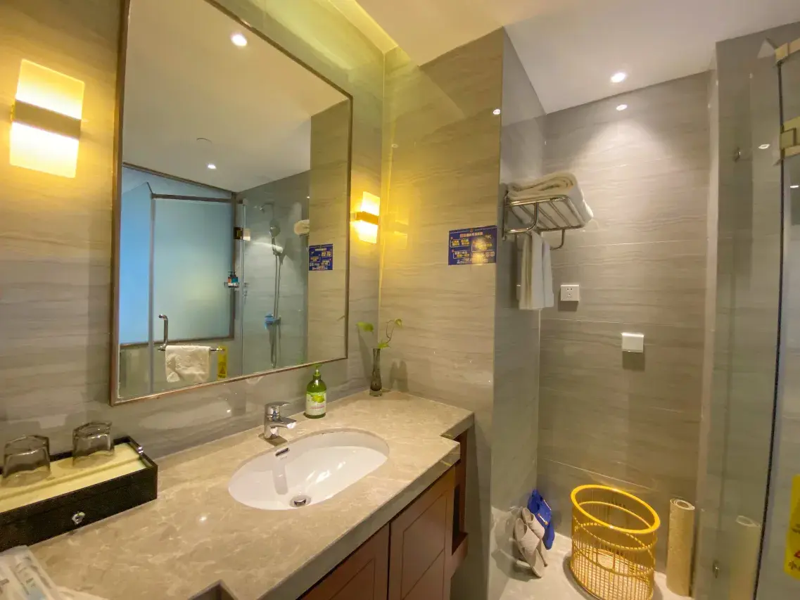 1mc6j12000dno8zpw92ED_W_1280_853_R5 1mc6j12000dno8zpw92ED_W_1280_853_R5