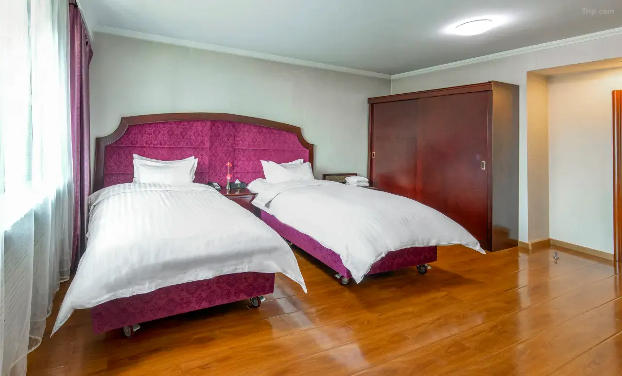 200414000000vn65oAEEB_W_1280_853_R5