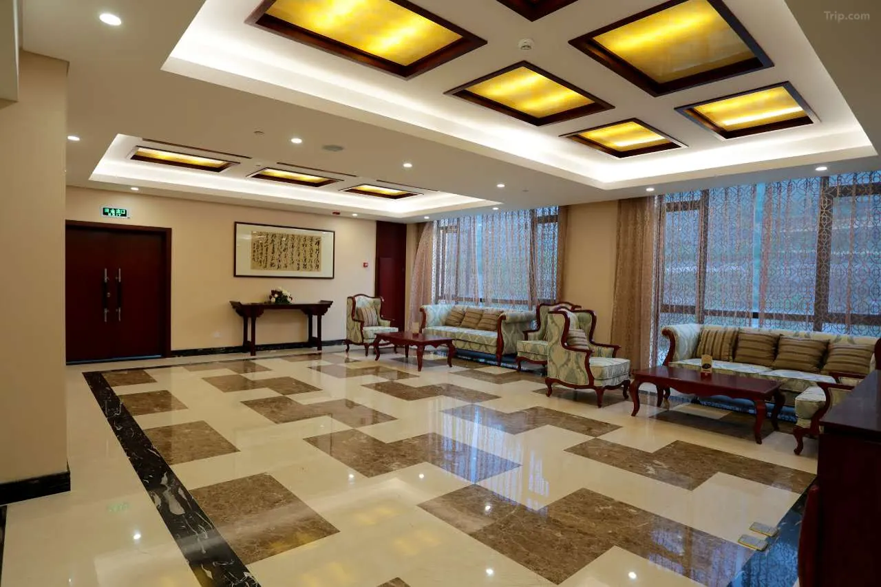 2005080000002xad92D2C_W_1280_853_R5 2005080000002xad92D2C_W_1280_853_R5