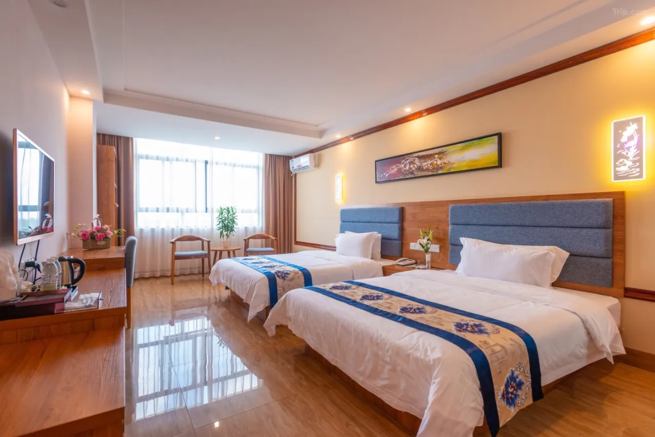 200b15000000yqa6d2857_W_1280_853_R5-1