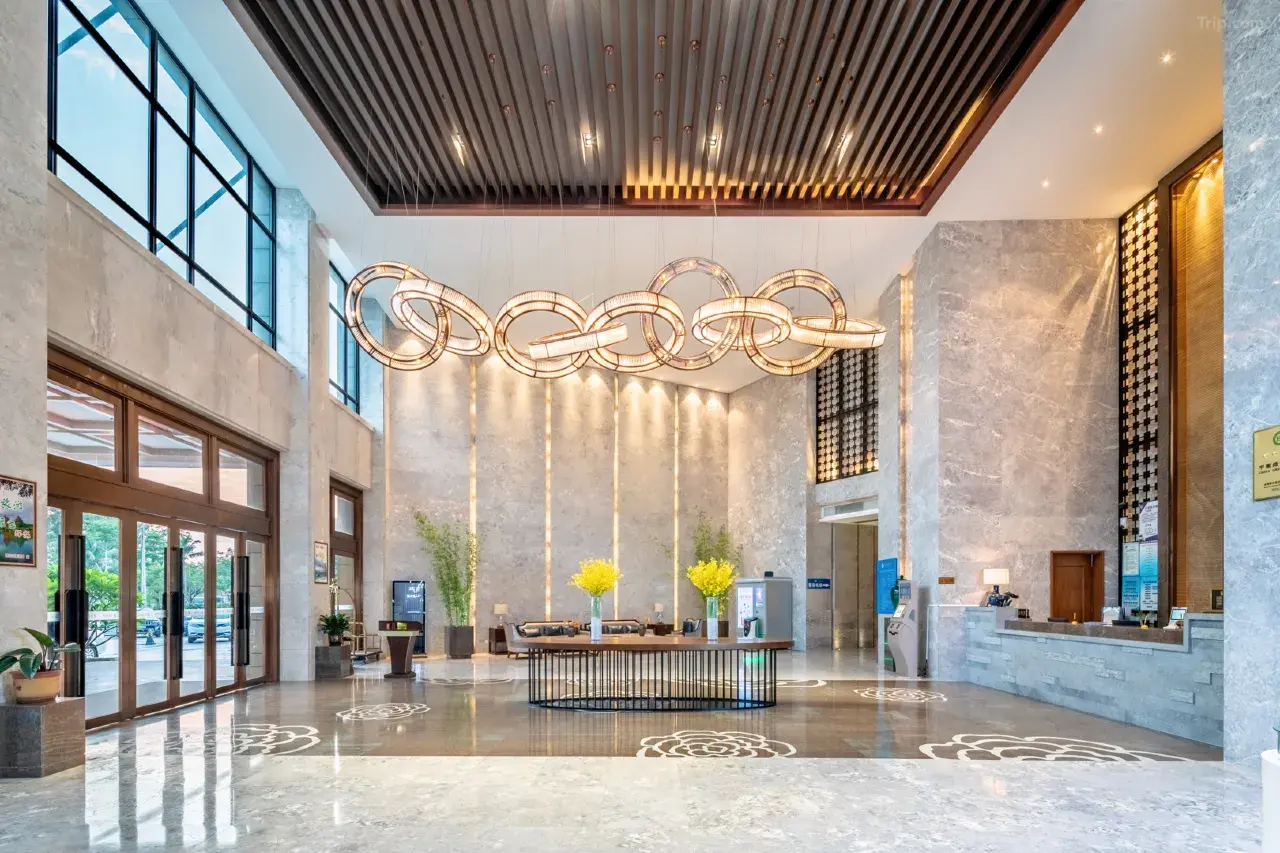 200f15000000xmss05BA8_W_1280_853_R5