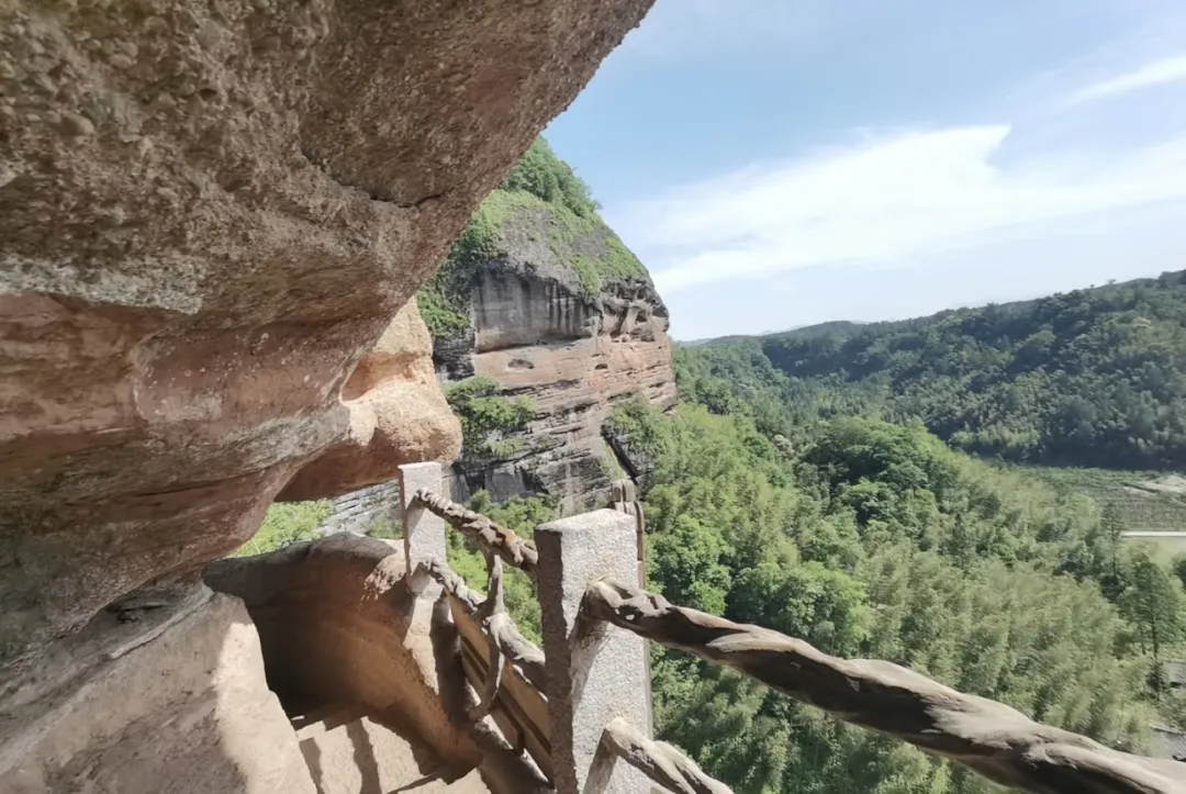 20e48335602619dfec755b58391c0608-sz_411471