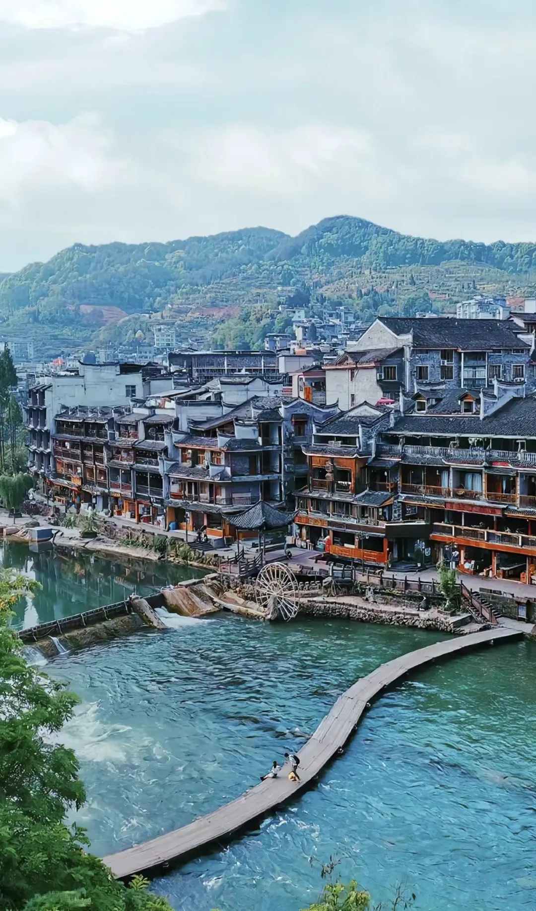 2137e5c5f0617b764755cd3a7d0be70d-sz_538747