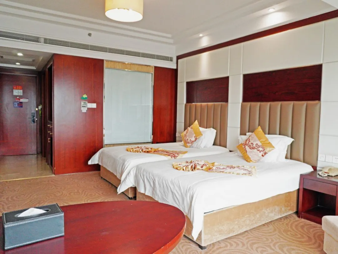 246b598dba0da9b85f2bd1e192e9e0e0-sz_138944