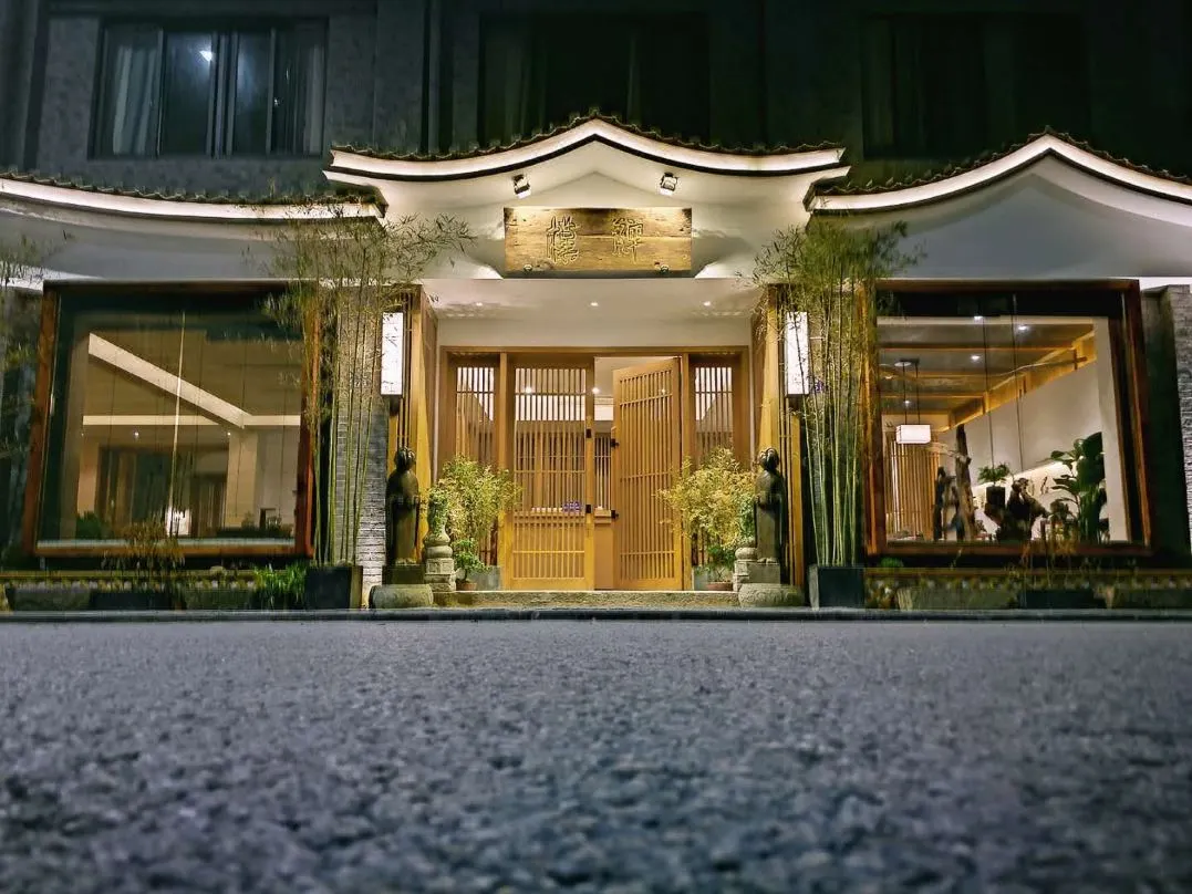 2663658ccbb3003ee61da8c7489c47c1-sz_146924