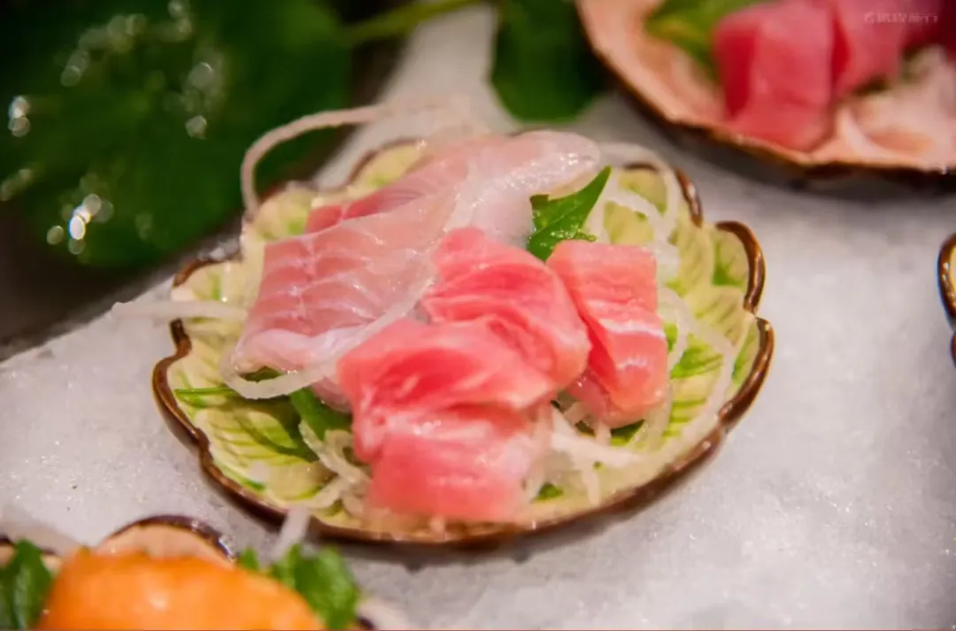 26e15b6dd39695ec428593f2ddcfa0a6-sz_902424