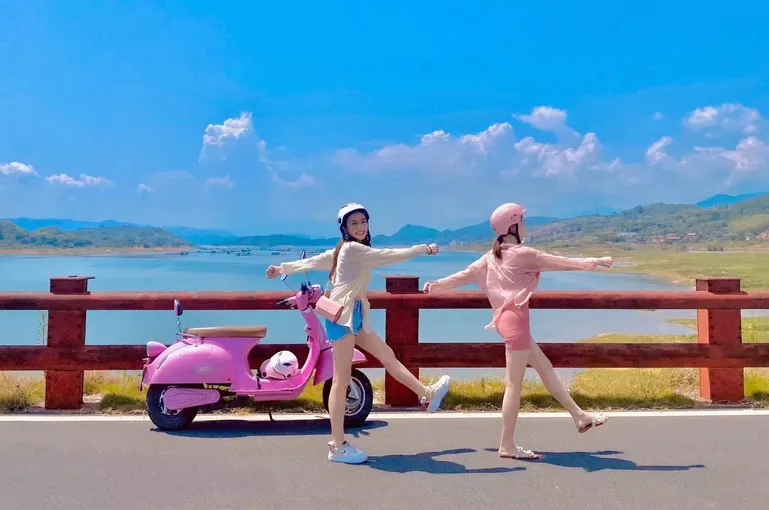 【湘赣~双州行】❤2460元3晚4钻酒店连住+升级一晚5钻希尔顿温泉酒店！网红郴州+赣州❤赠送高椅岭航拍~100%真纯玩双卧七日游