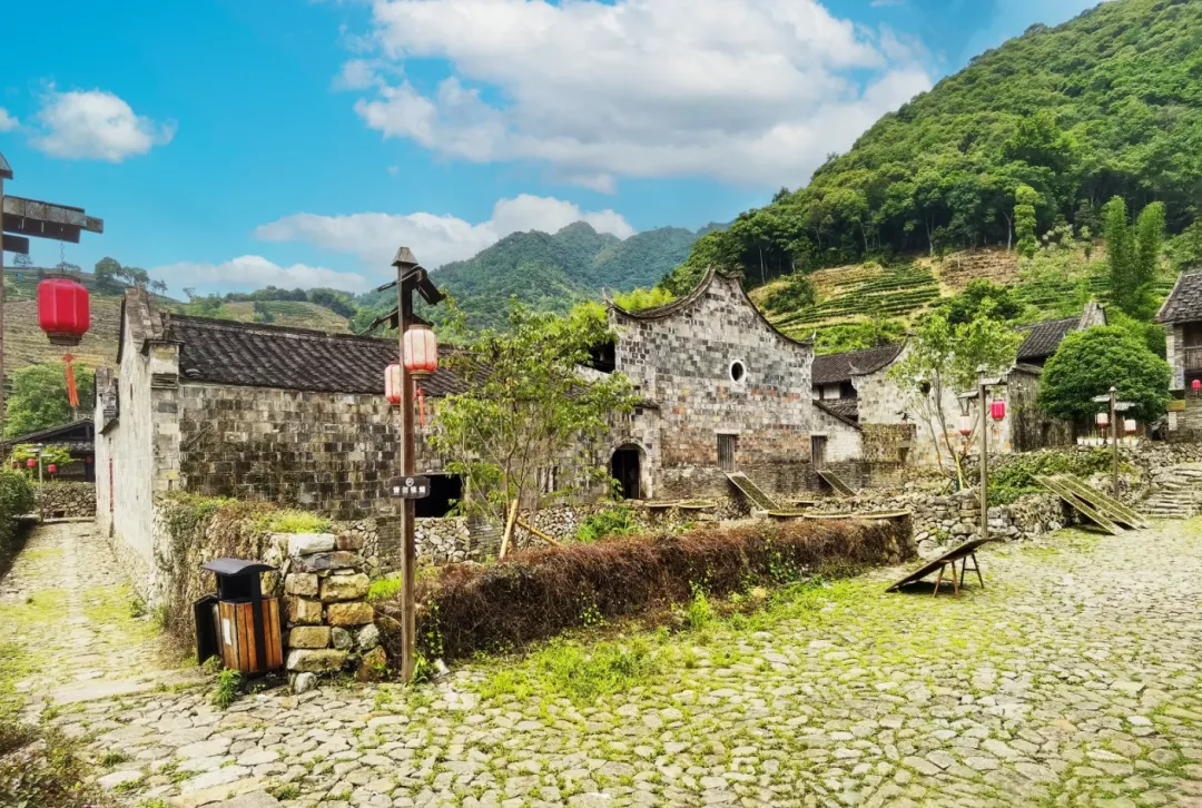 2830c0590e49993d4ebb0f29b3027301-sz_2881561-1