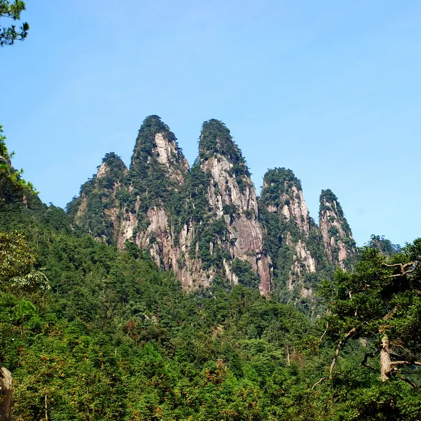 284b5cc043fdaf7bb0d47c6cc77d58ce-sz_422100