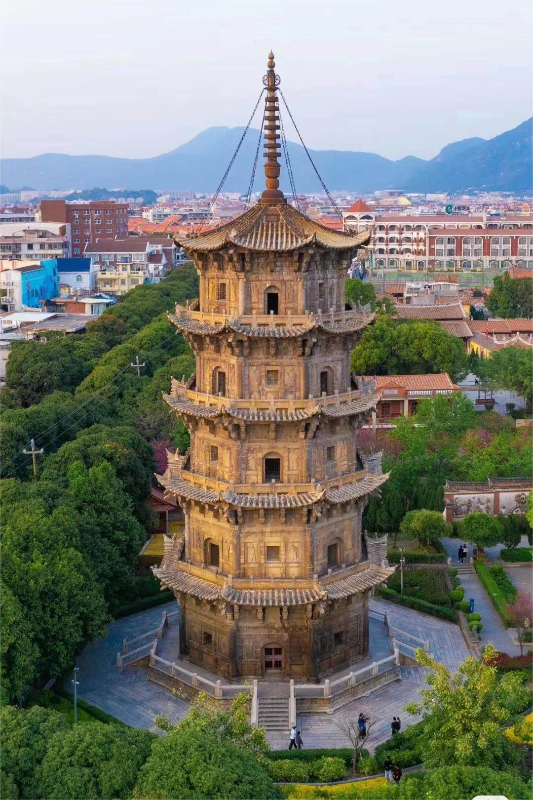 2995de3866d79c7a32908e0ed4cb7148-sz_303438