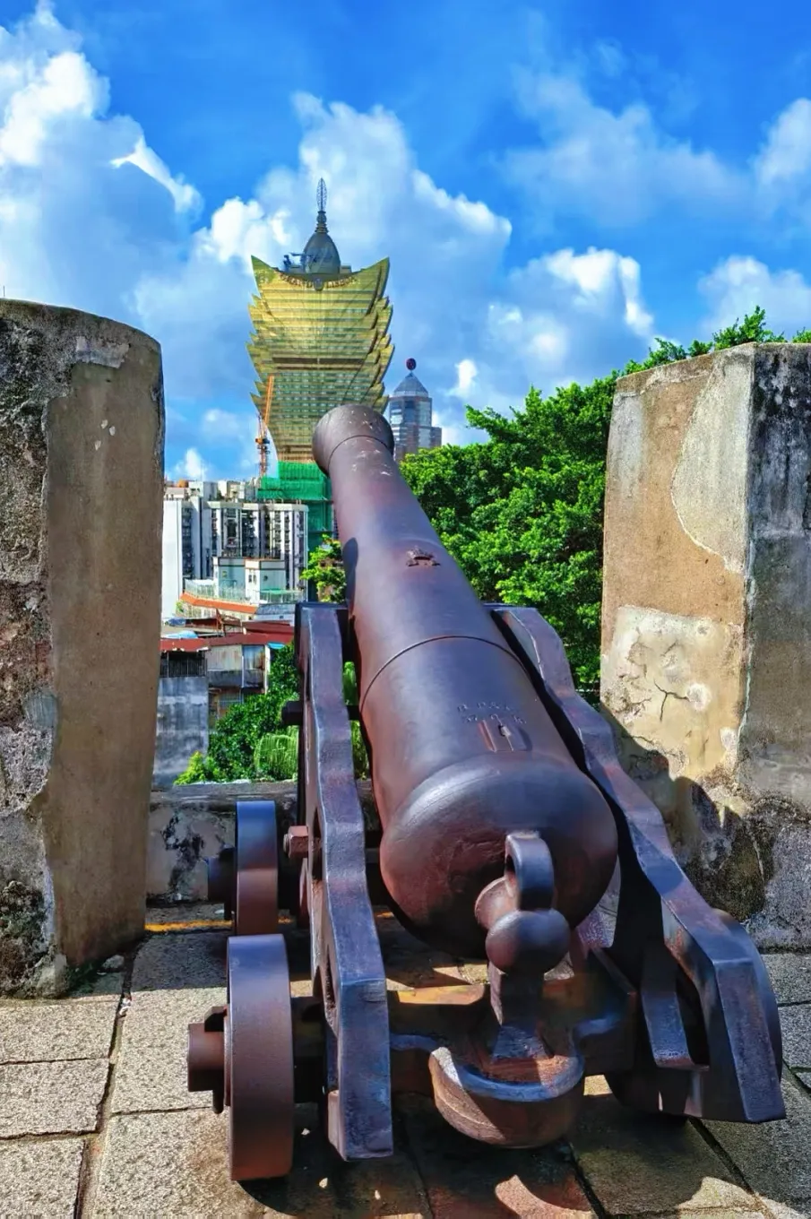 2a961dbeb6df9afb3733214fc0fb6f09-sz_2215477-1