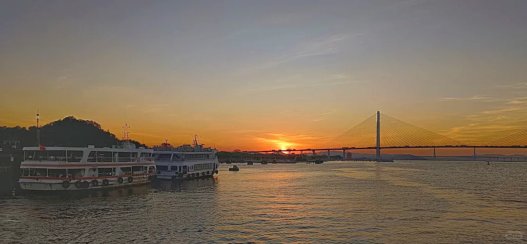 2b36e2f581045b4d9c3fe3d2f7e75917-sz_2413867