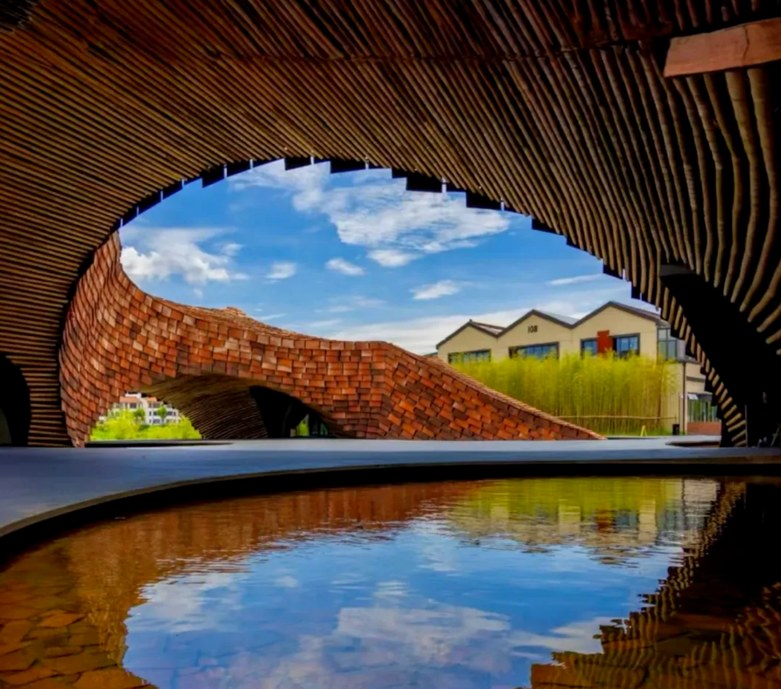 2bc2f1b8a89272cb7c1c76ba1c8418bf