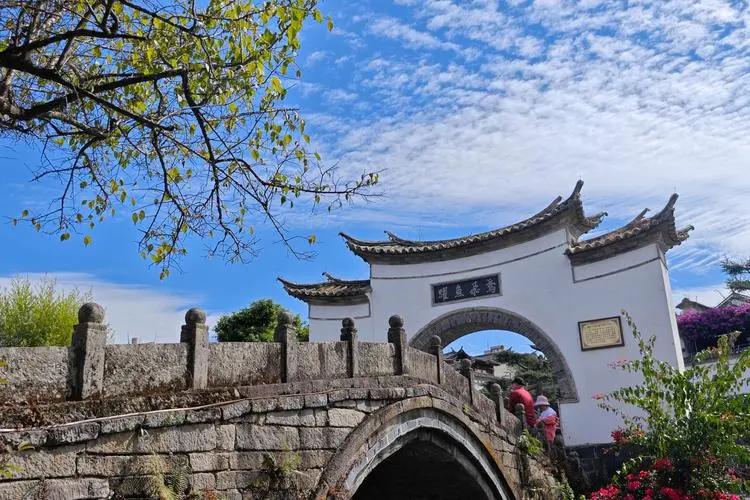 2d47bbac235a9e09627598706edd67f3-sz_100750