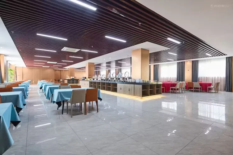 3025daf296292b7d6566bd66614d8eb7-sz_267830