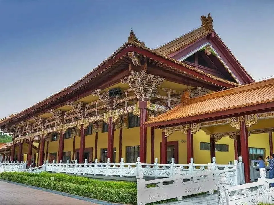 308dcdf5d7cceb1dfee895cf17429c53-sz_146067-1