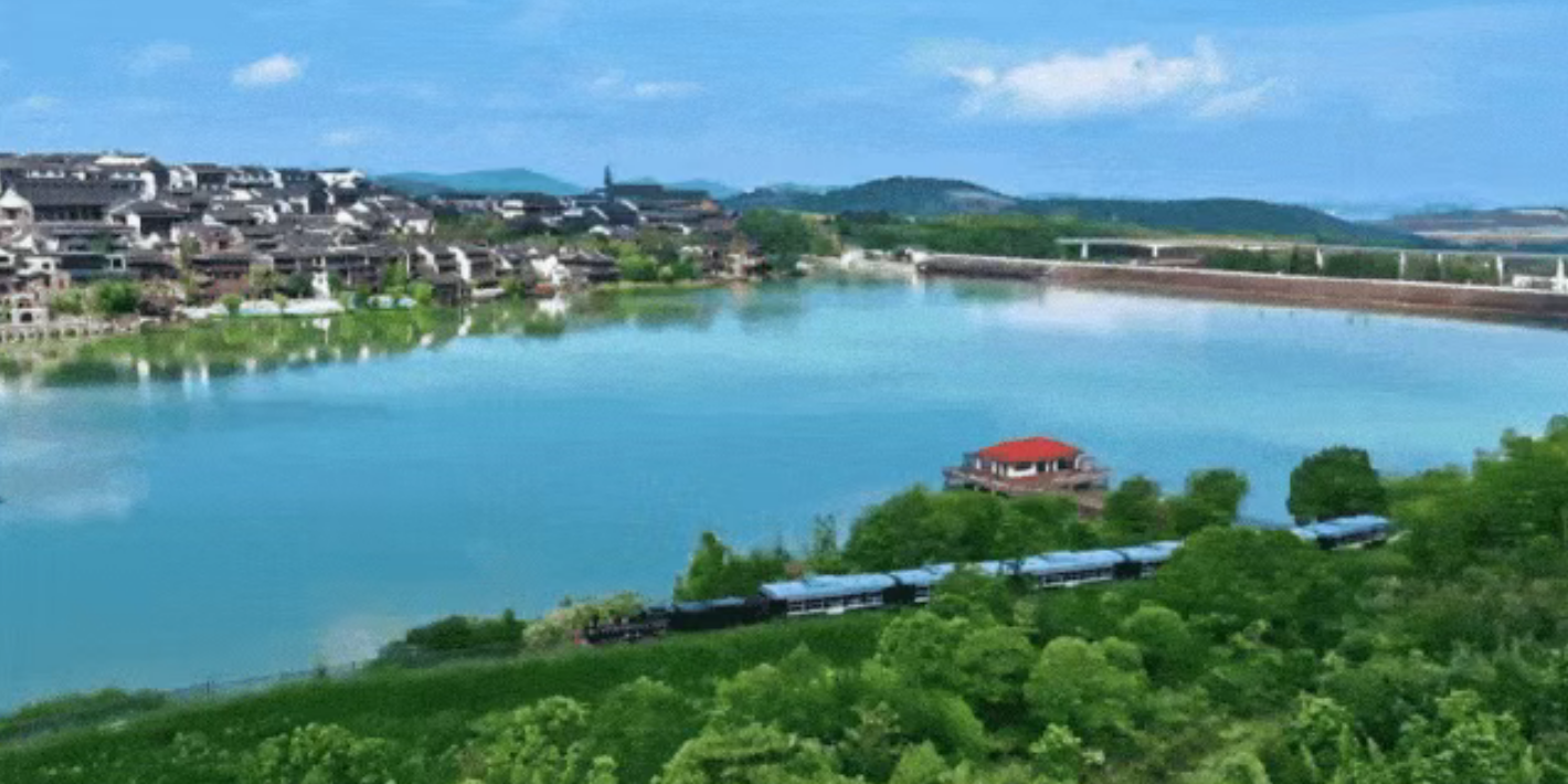 【马到成功 宜兴云湖春节五日特惠999起 】，大觉寺祈福，网红窑湖小镇，价值1688元/桌年夜饭，指定入住云湖度假酒店，