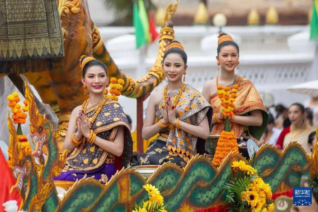 38f7bbbf277a02f568a46d98afd2006b-sz_106626 38f7bbbf277a02f568a46d98afd2006b-sz_106626