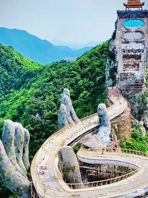 3c8c7f6a9d182246a3c4070bb8f94f03-sz_714449-1