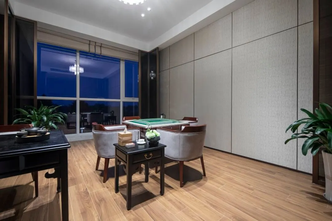 4064cadb898ac361a19a8514df4d8425-sz_106793