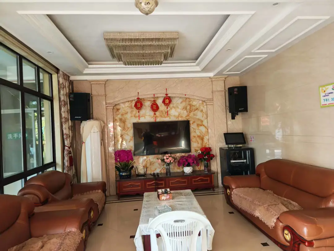 42d0013bb97ad97a9cf30887bffbf6b4-sz_201914-1