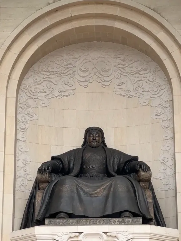 436247e655b9cb67b27cc68829ec10cb-sz_694388