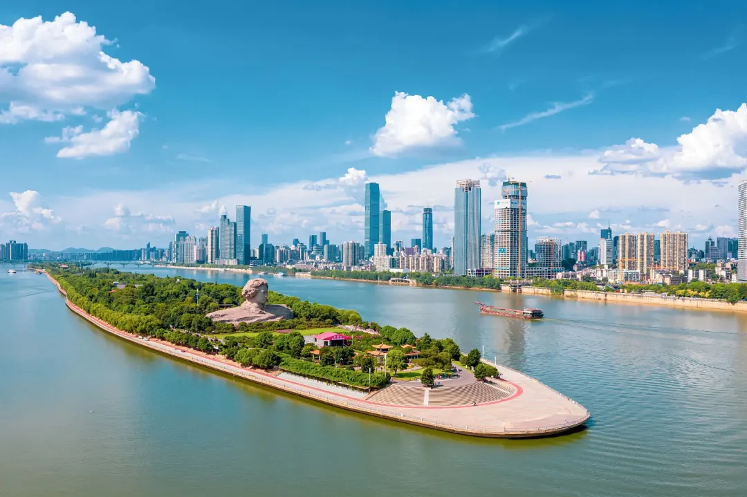 46ecf824620ab9183b2a57147daa6db4-sz_262840