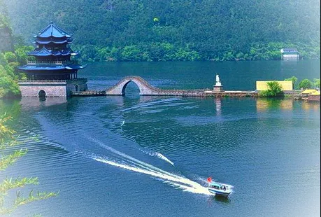 4792176dc836701d9a5ef1f94a0b4013-sz_328584