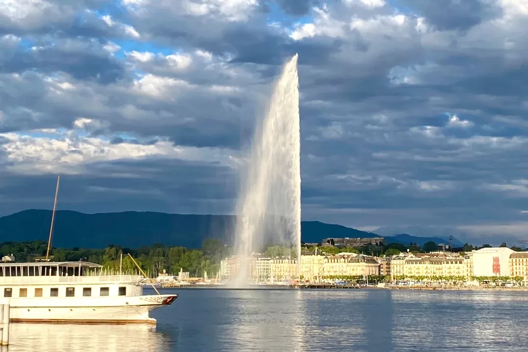 491b3782f854d81e094f4b46c562a8de-sz_2244953