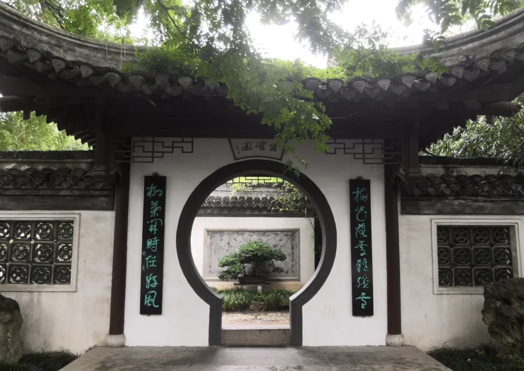 4a9a04b36cadd9c9d5dfa859557eb7ec-sz_2588961