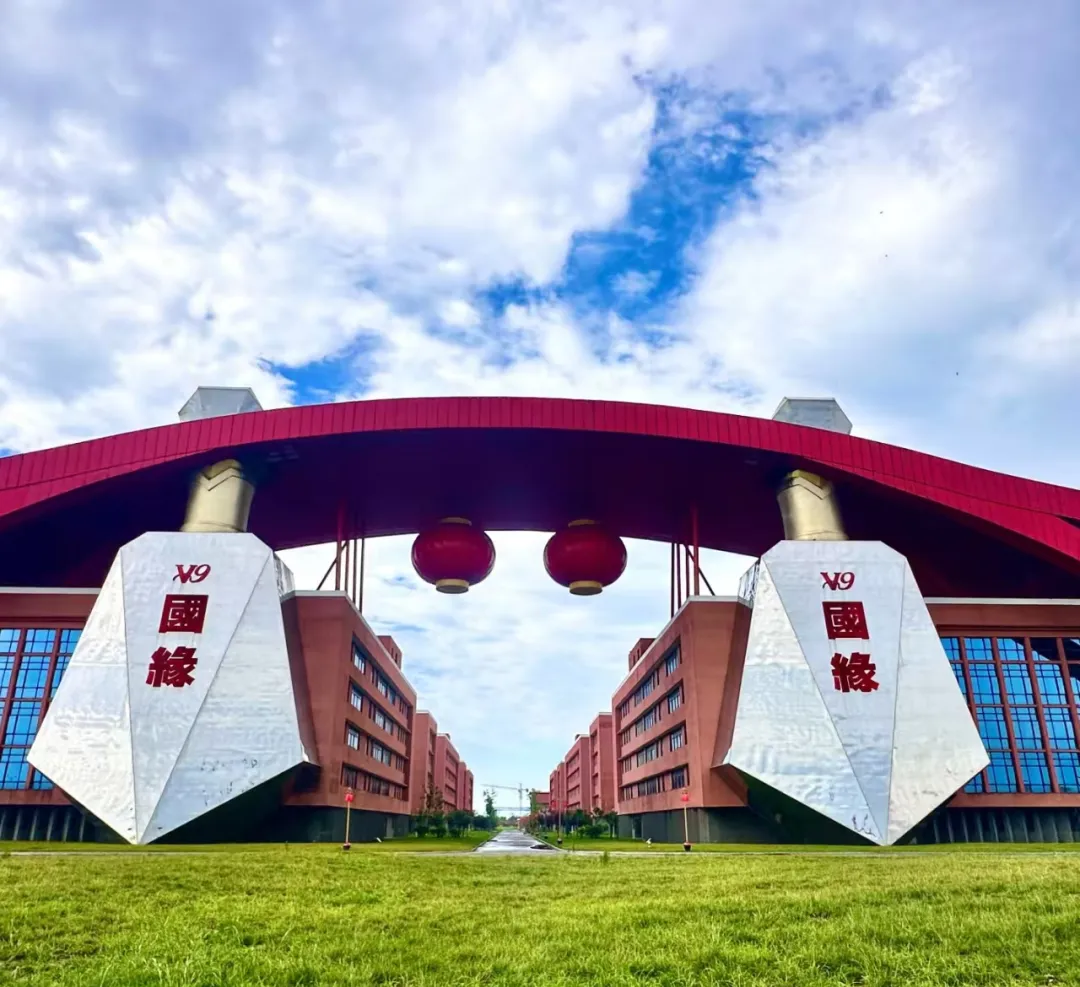 5039c41ae04567f1de330c3621756bcd-sz_941472